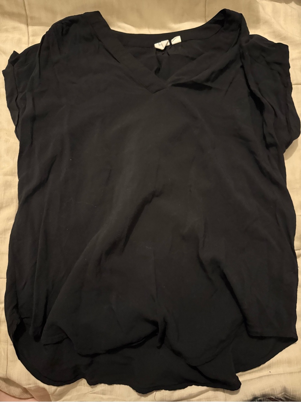 GAP Black V-Neck Short Sleeve Blouse